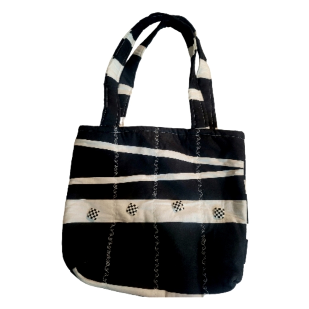🆕 handmade purse black & white